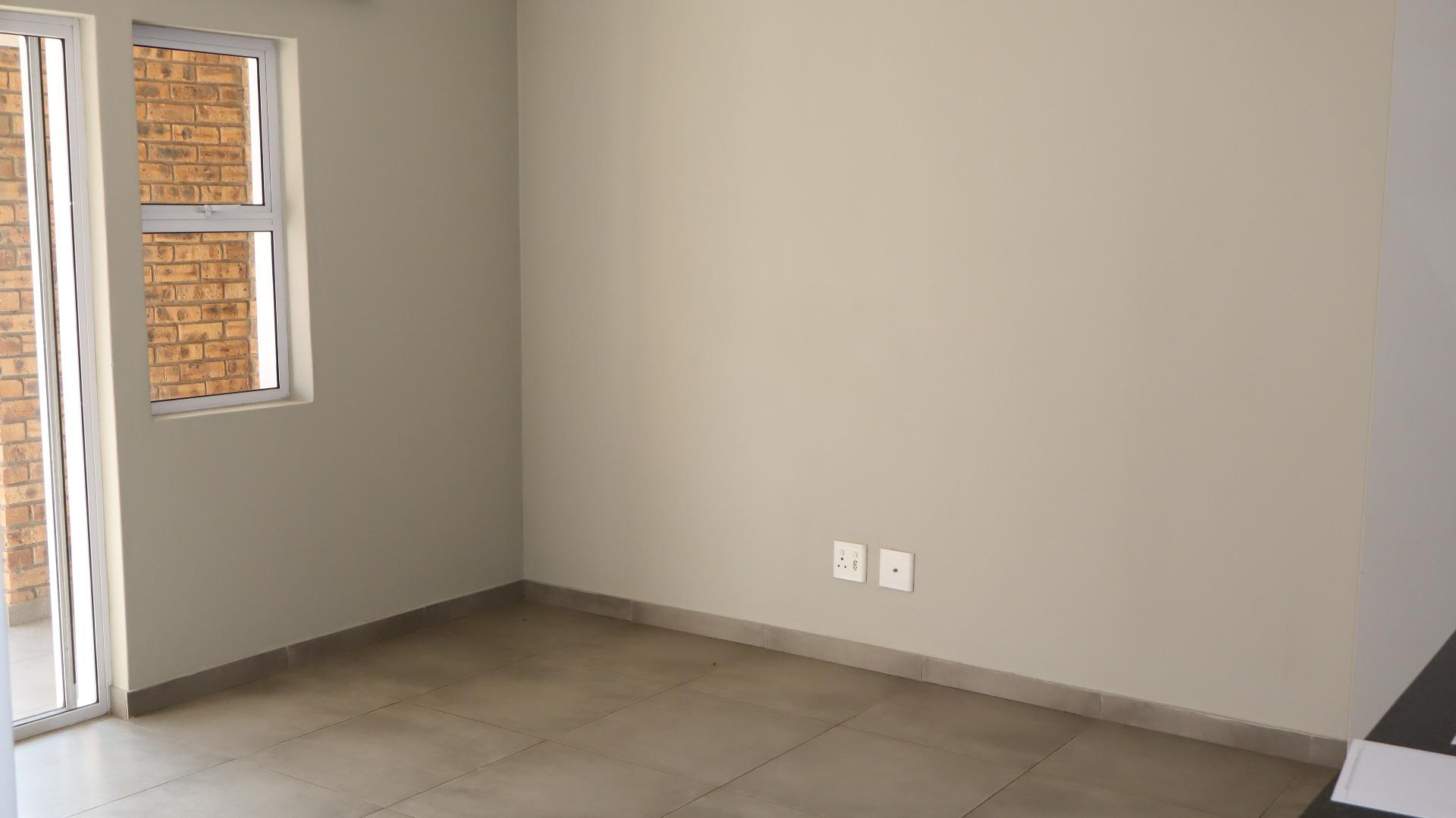 766053_IMG_1028.JPG
