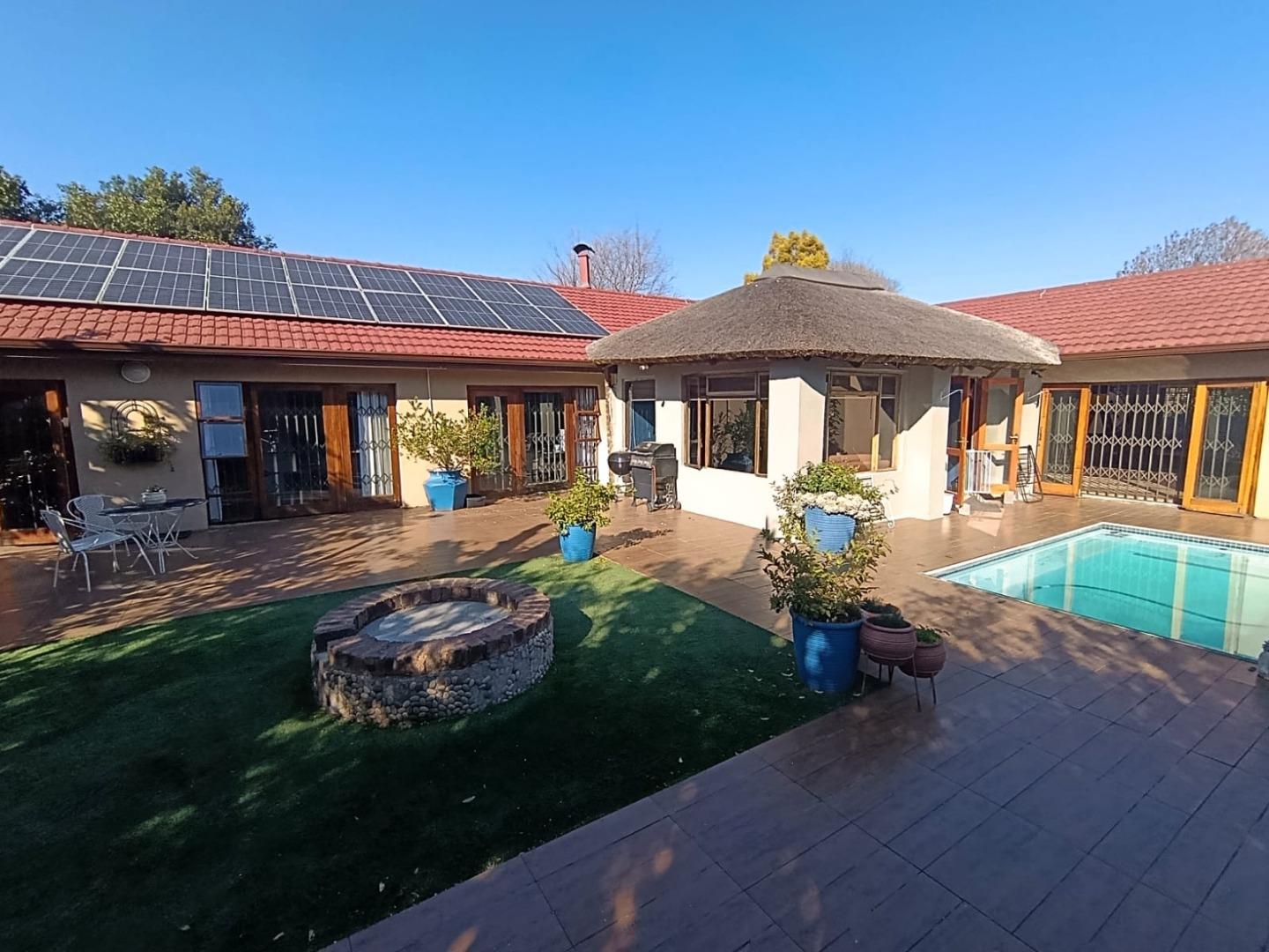 4 Bedroom House for Sale - Gauteng