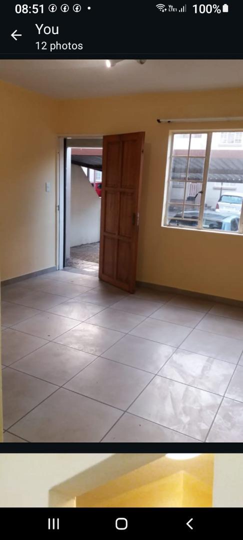 1 Bedroom Apartment for Sale - Gauteng