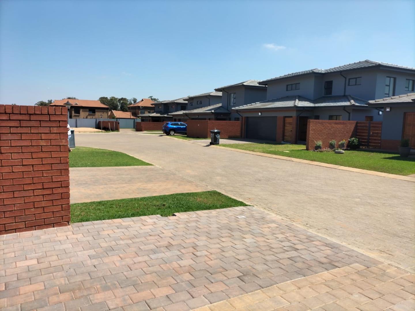 5 Bedroom House for Sale - Gauteng