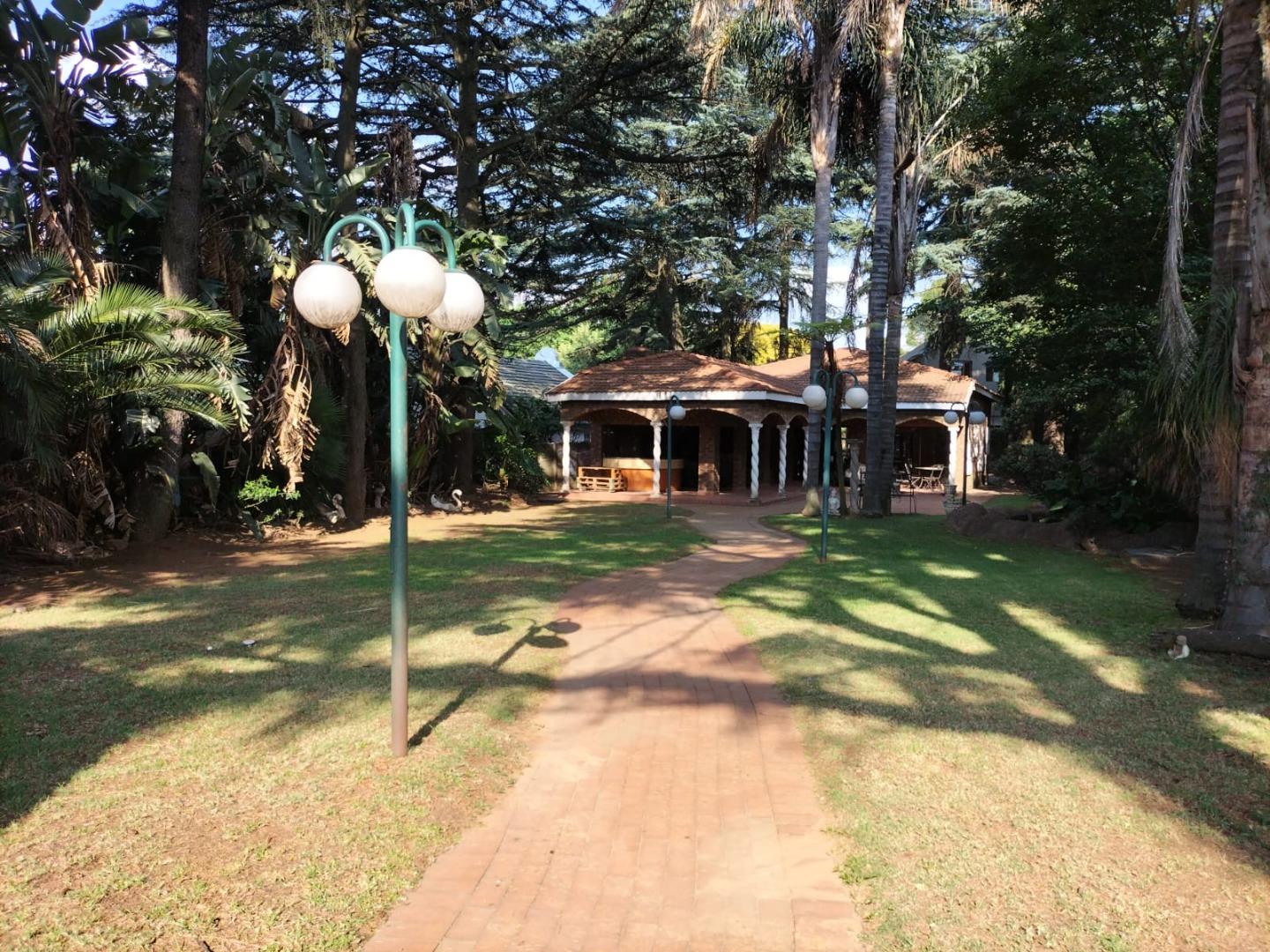 5 Bedroom House for Sale - Gauteng