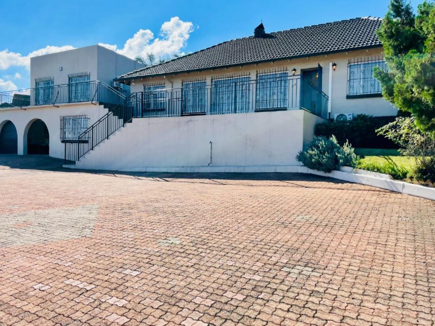 5 Bedroom House for Sale - Gauteng