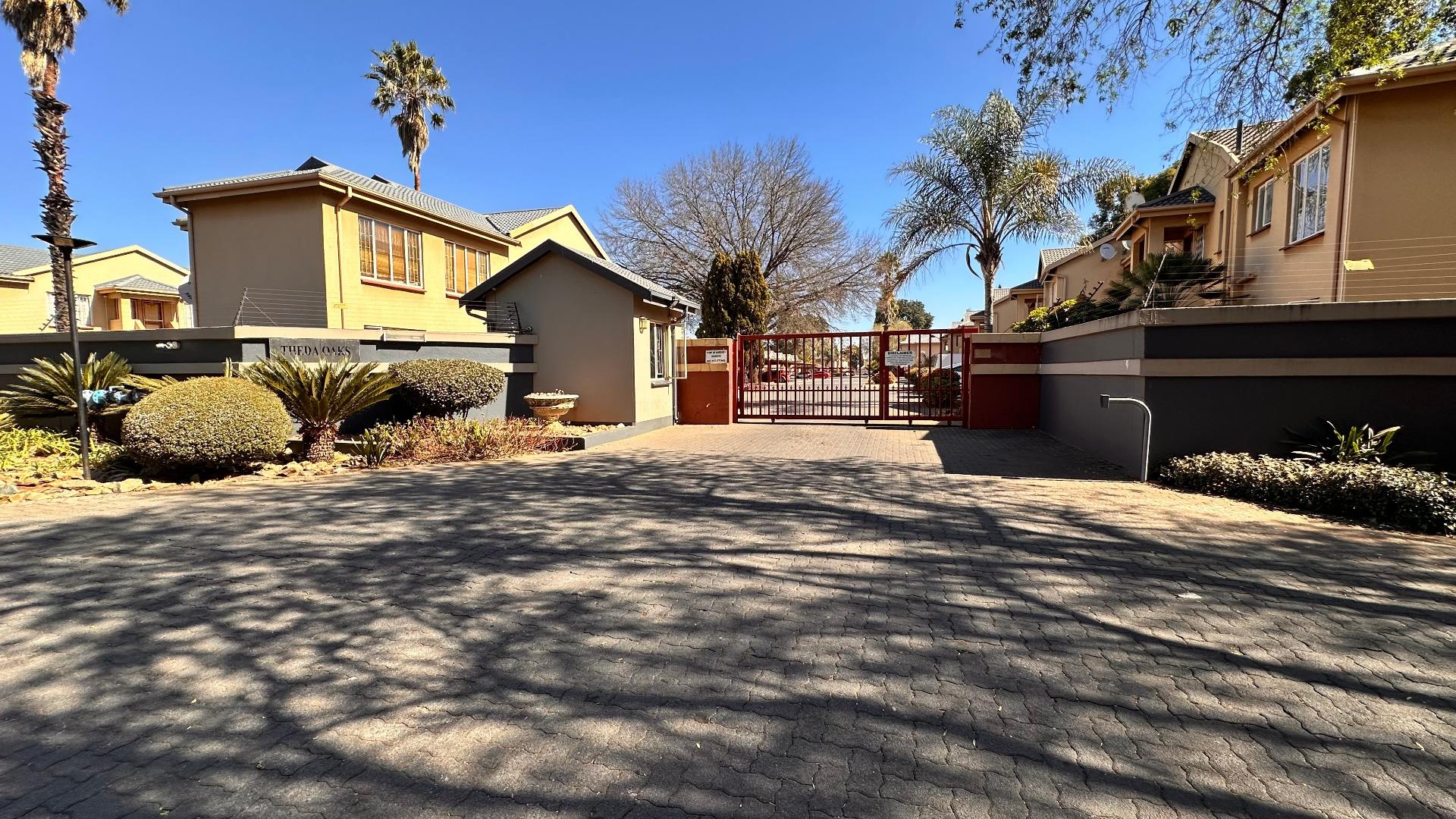 2 Bedroom Apartment for Sale - Gauteng
