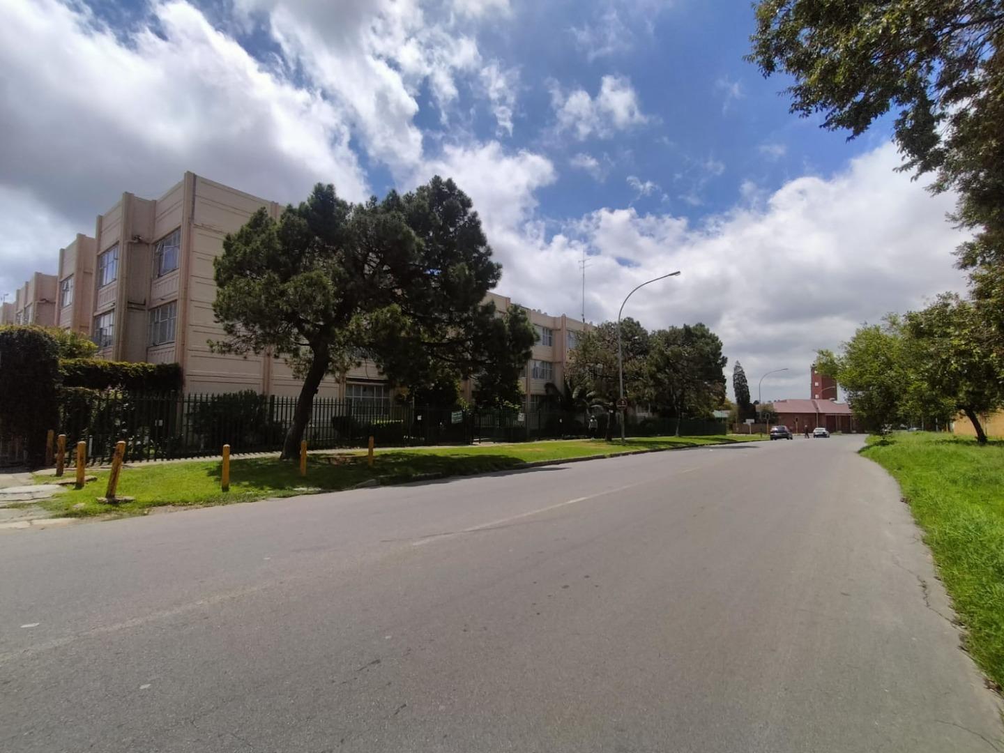 2 Bedroom Flat for Sale - Gauteng