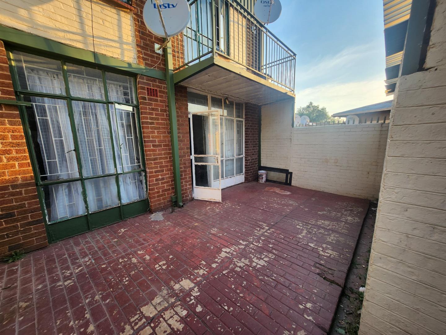 2 Bedroom Apartment for Sale - Gauteng