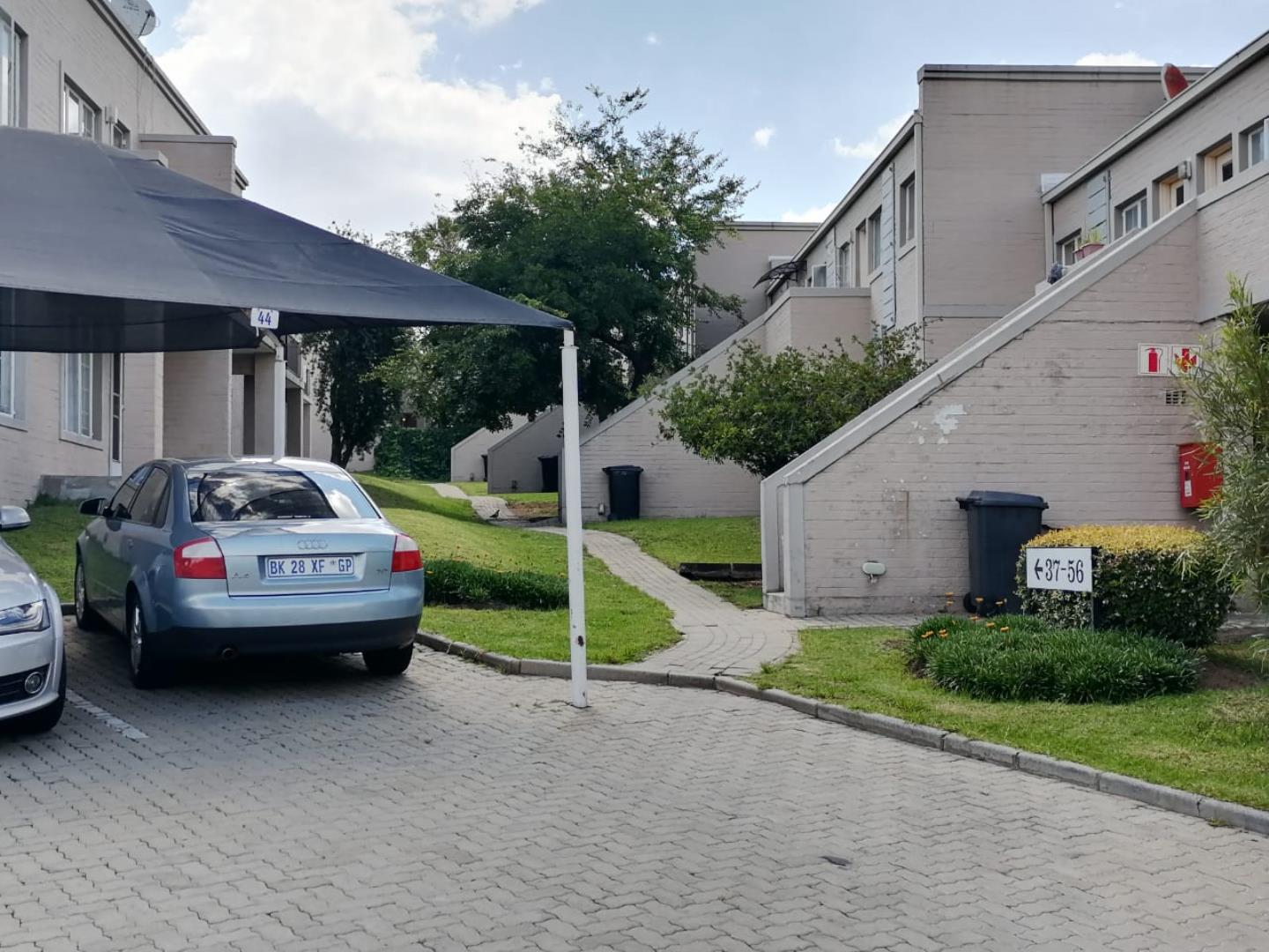 1 Bedroom Apartment for Sale - Gauteng
