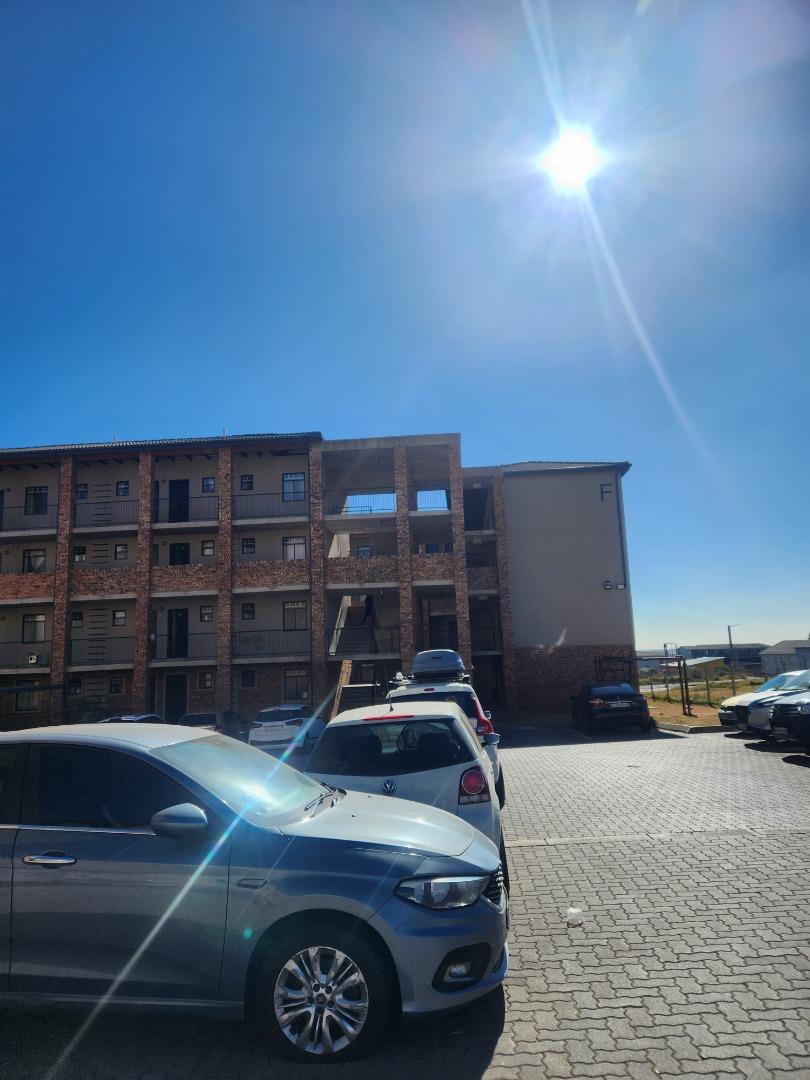 2 Bedroom Flat for Sale - Gauteng