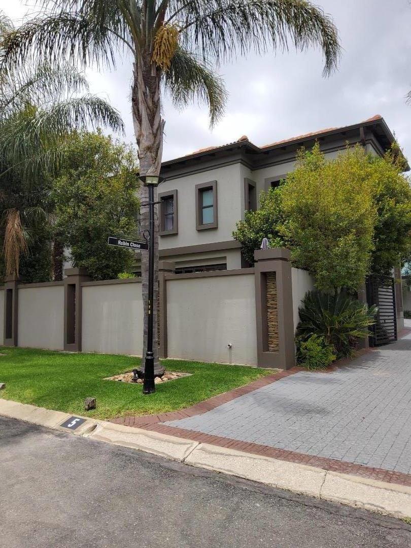 5 Bedroom House for Sale - Gauteng