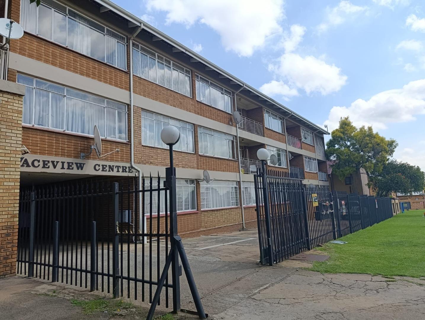 2 Bedroom Apartment for Sale - Gauteng