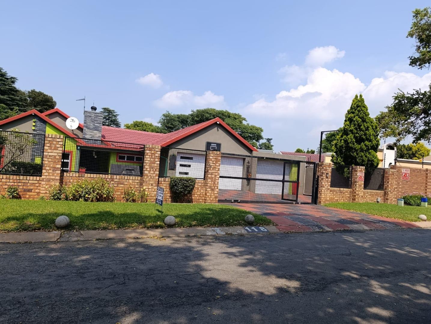4 Bedroom House for Sale - Gauteng