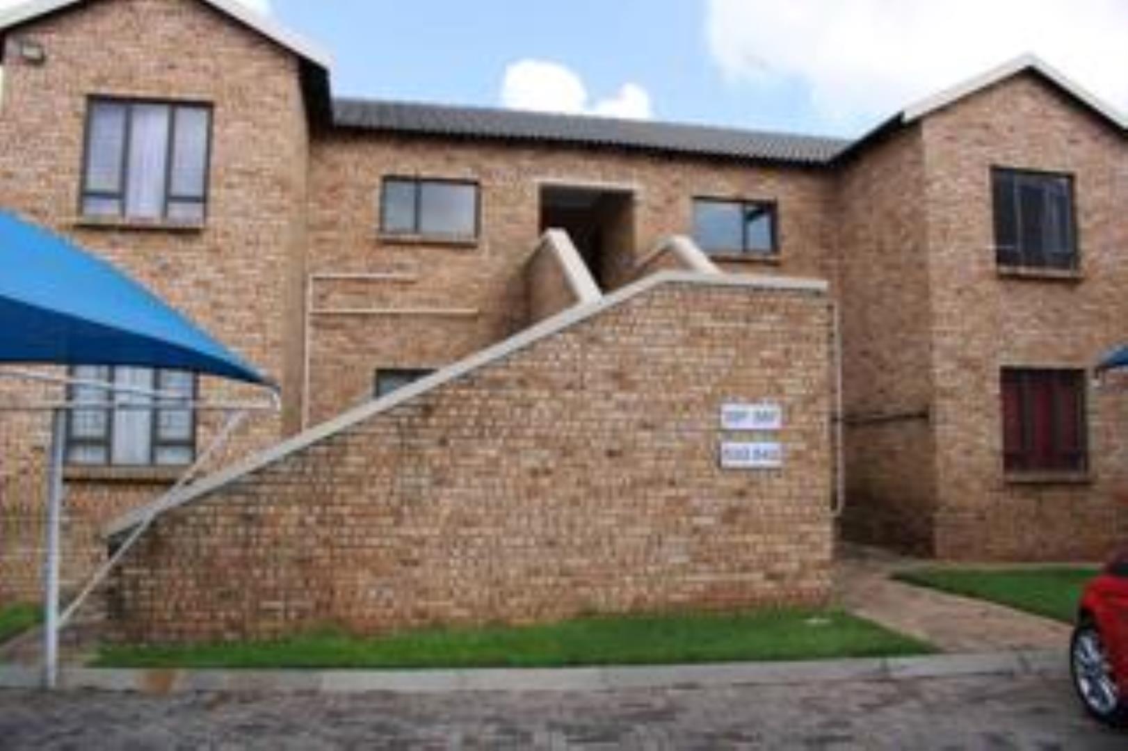 2 Bedroom Townhouse for Sale - Gauteng