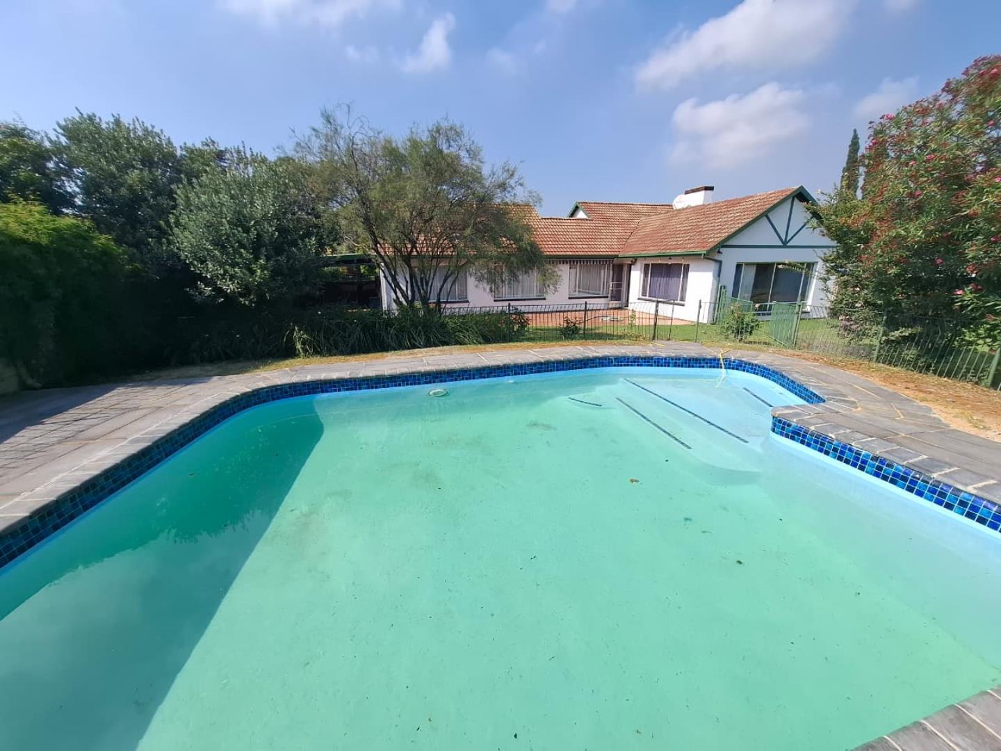 4 Bedroom House for Sale - Gauteng