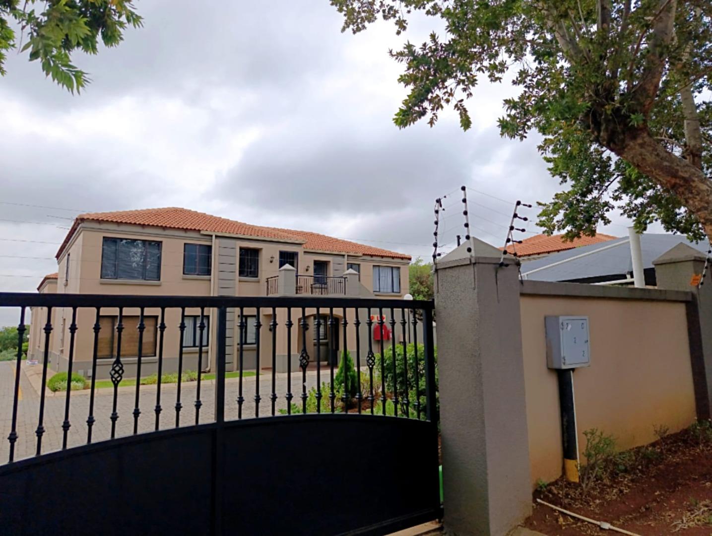2 Bedroom Apartment for Sale - Gauteng