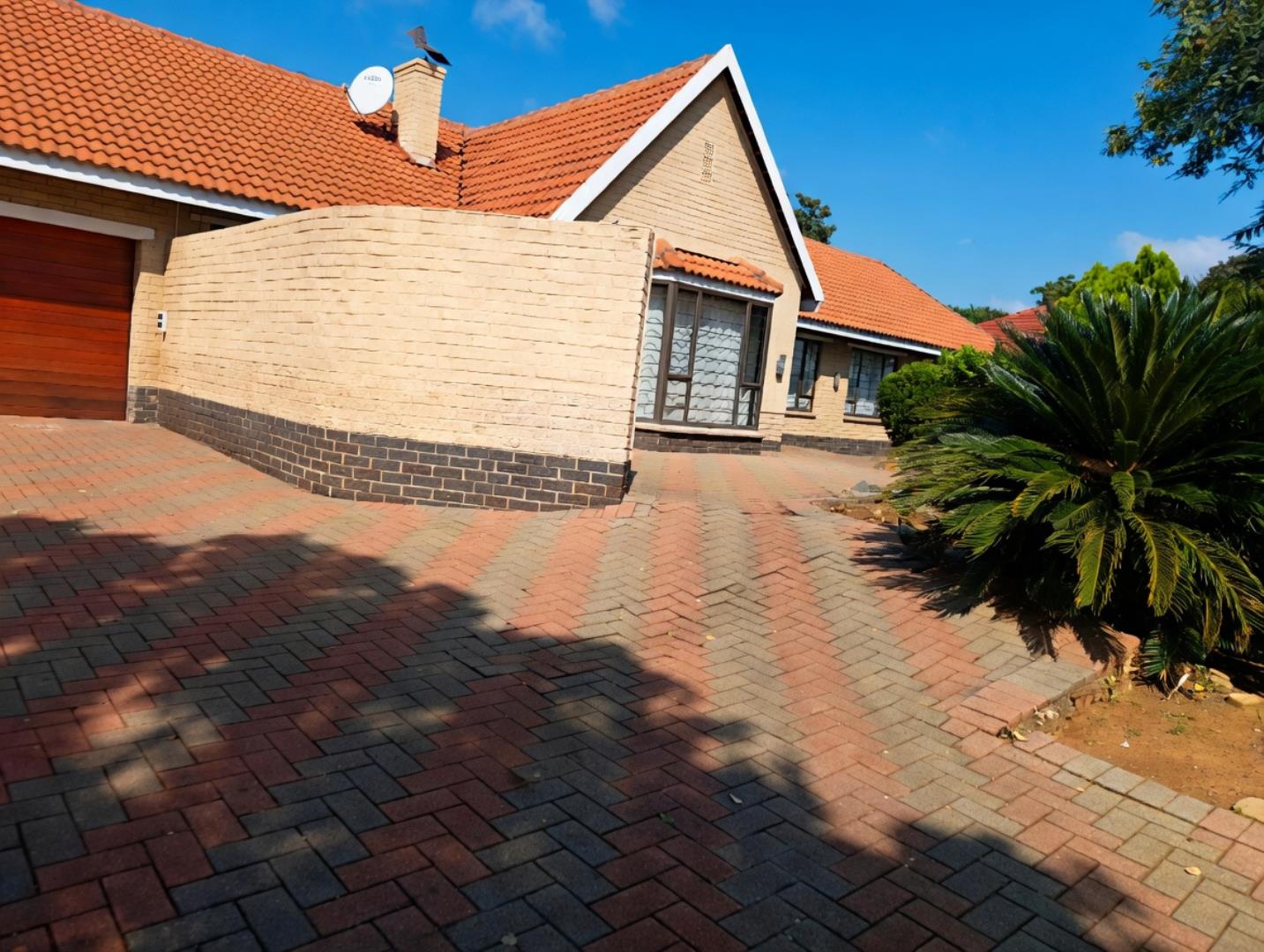 4 Bedroom House for Sale - Gauteng