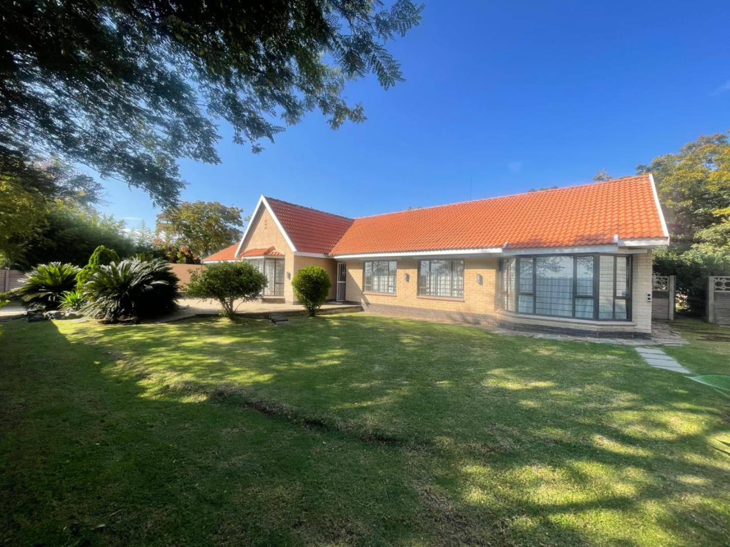 4 Bedroom House for Sale - Gauteng