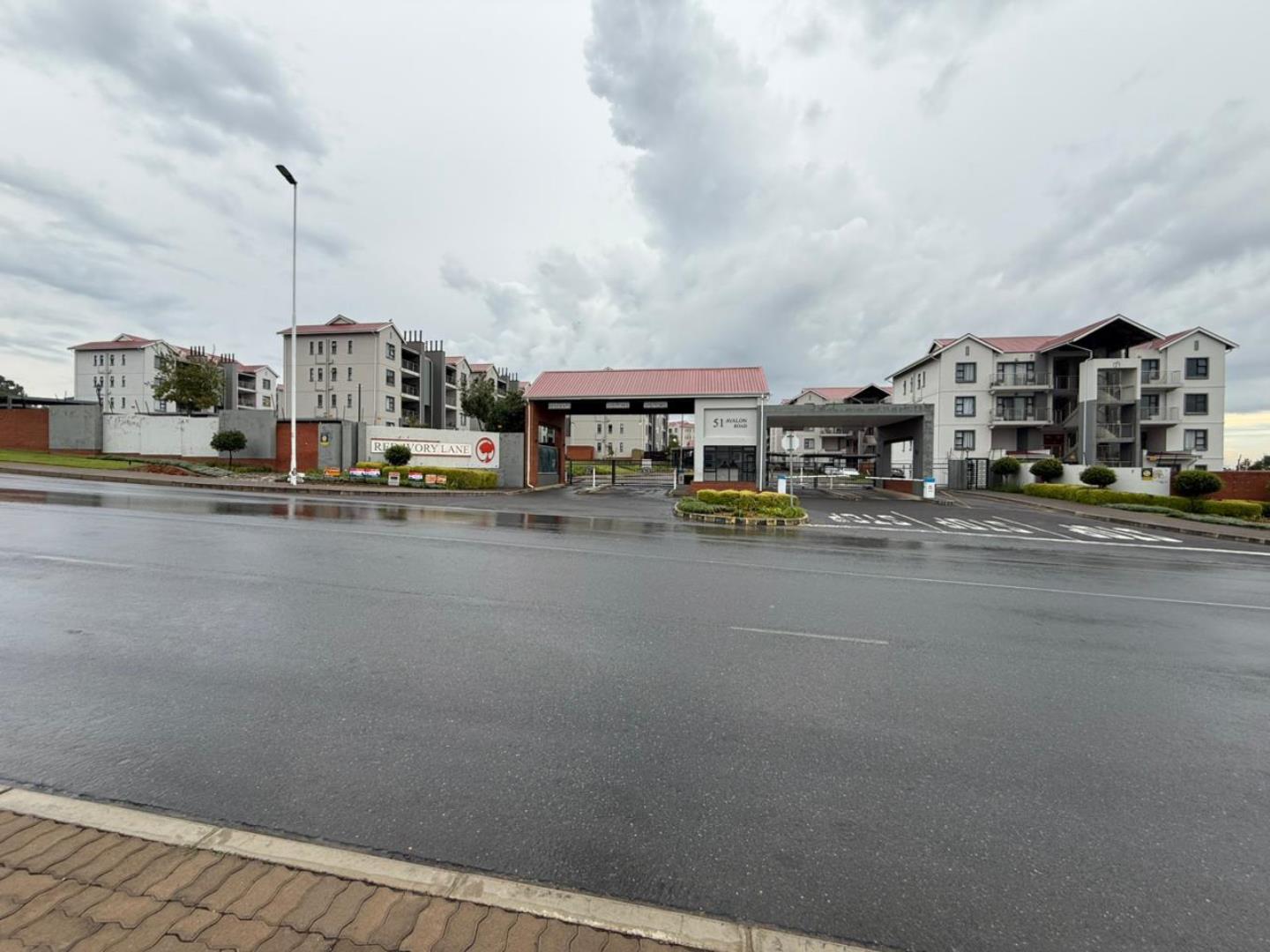 2 Bedroom Apartment for Sale - Gauteng