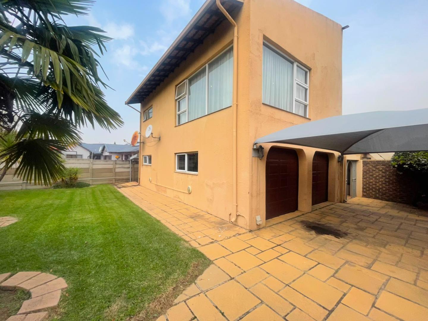 4 Bedroom House for Sale - Gauteng