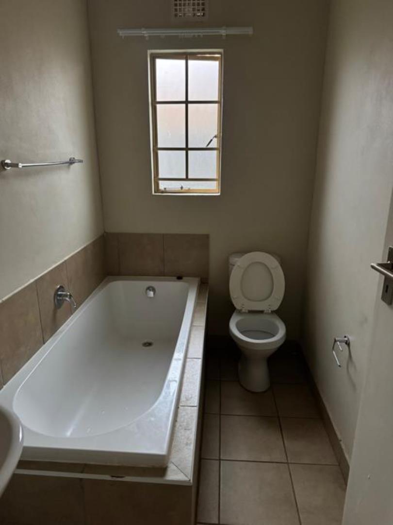 765903_jpegorpng_(21).jpg