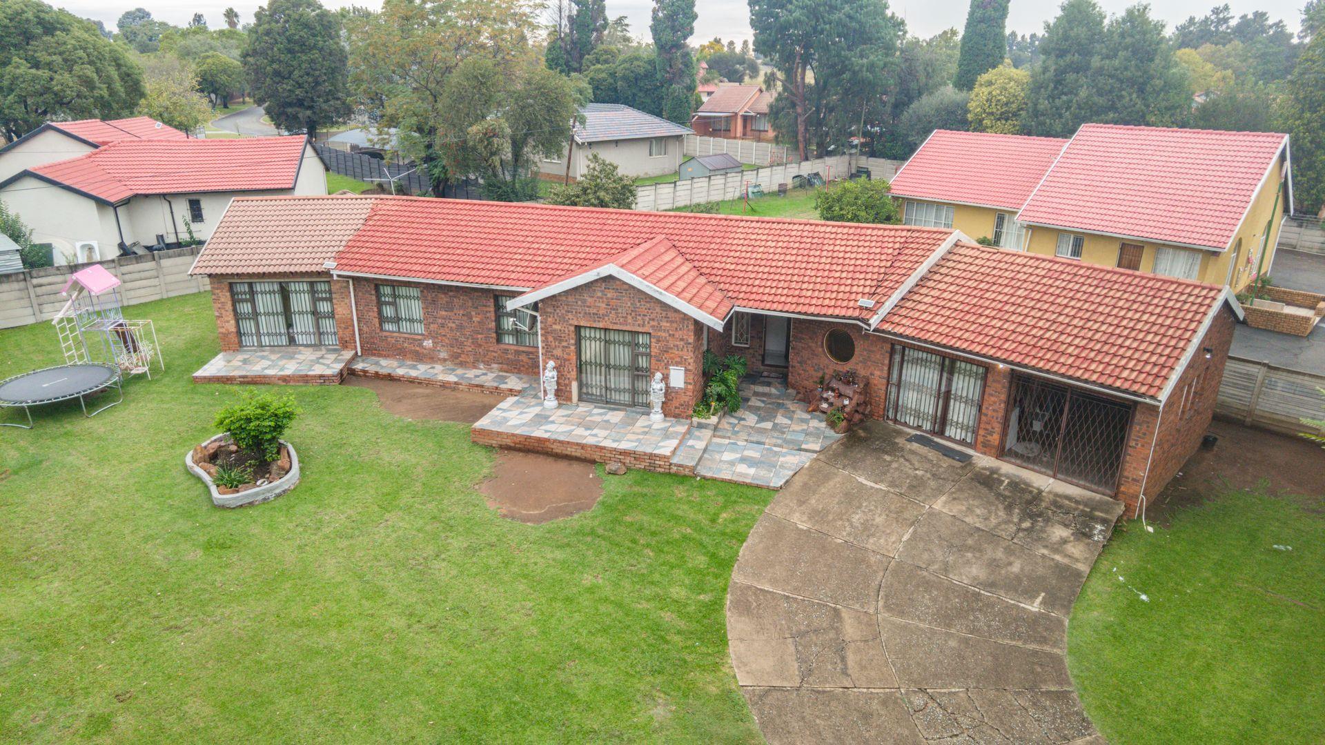 4 Bedroom House for Sale - Gauteng