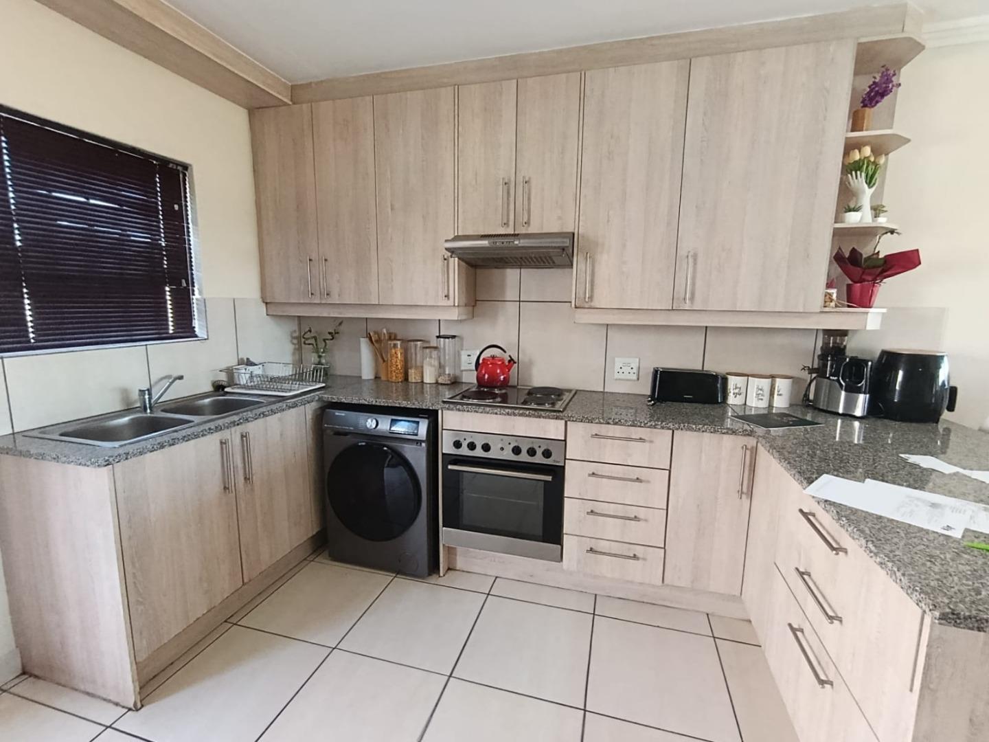 2 Bedroom Apartment for Sale - Gauteng